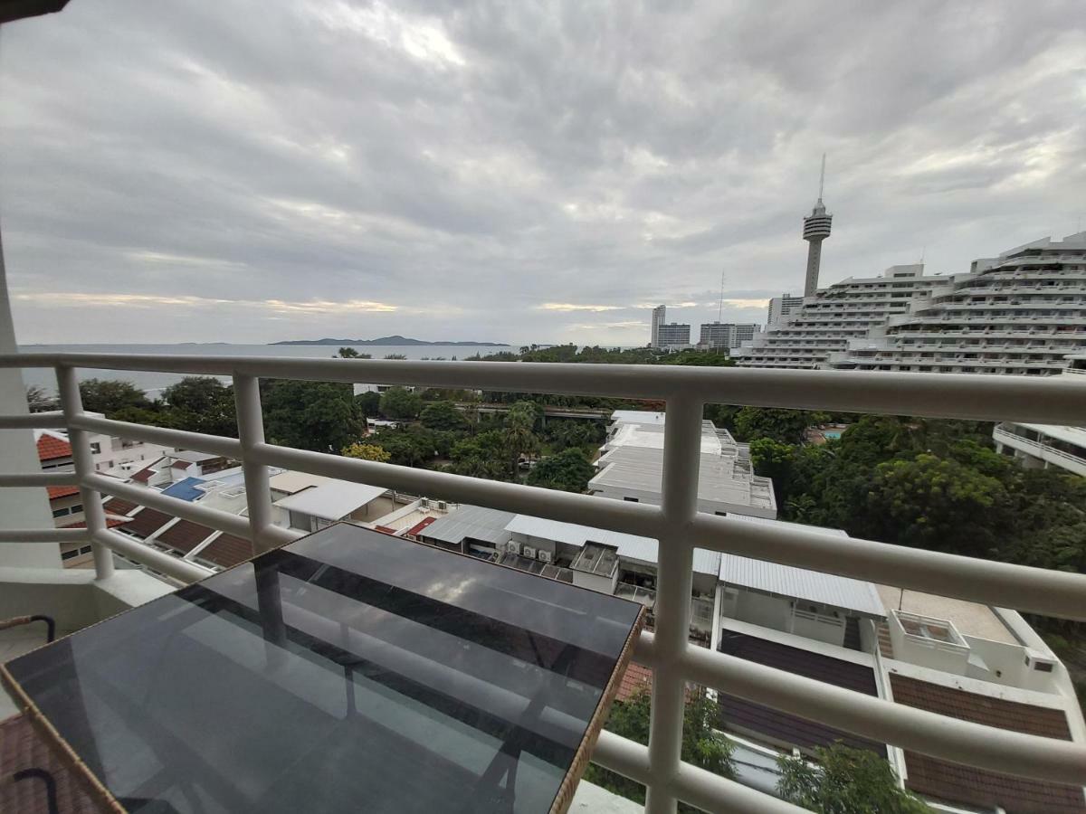 Condominum In Jomtien Beach With Sea View, Balcony And Free Wifi Pattaya Zewnętrze zdjęcie