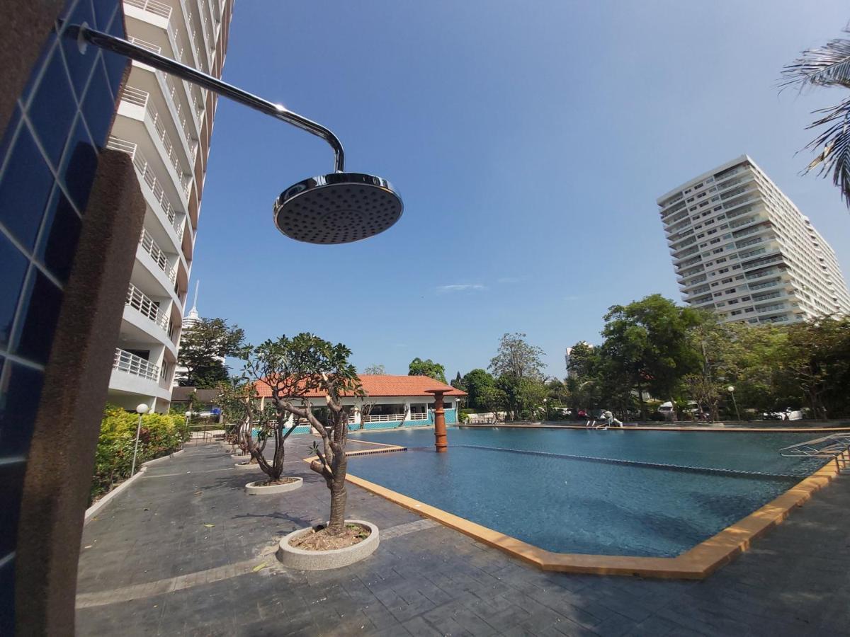 Condominum In Jomtien Beach With Sea View, Balcony And Free Wifi Pattaya Zewnętrze zdjęcie