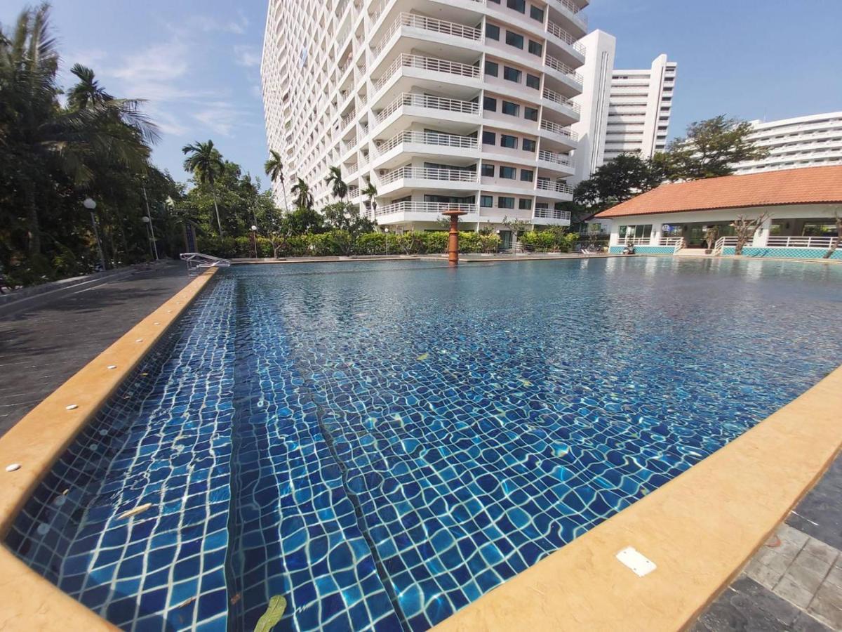 Condominum In Jomtien Beach With Sea View, Balcony And Free Wifi Pattaya Zewnętrze zdjęcie