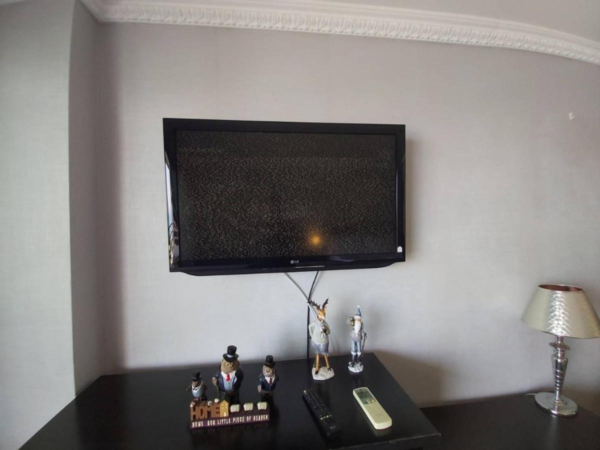 Condominum In Jomtien Beach With Sea View, Balcony And Free Wifi Pattaya Zewnętrze zdjęcie